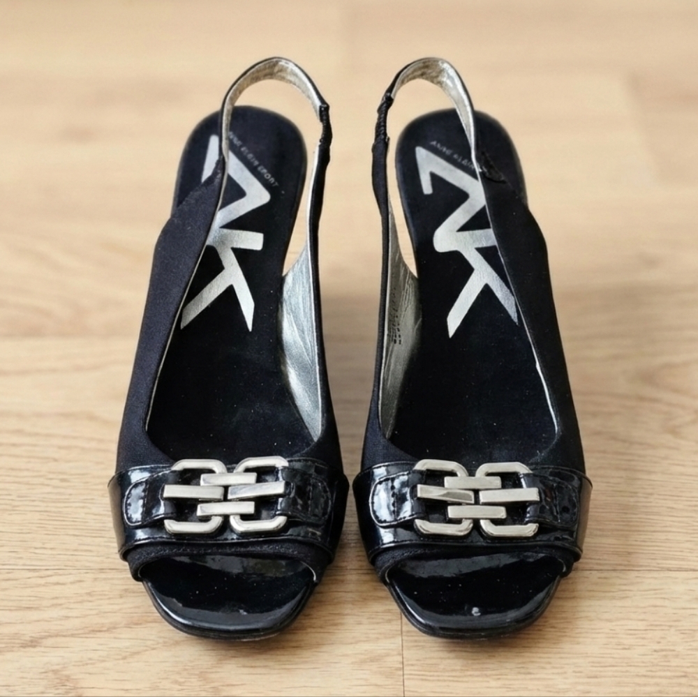 Anne Klein Black Heels with Glossy Finish